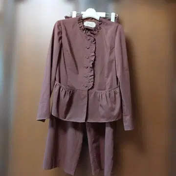 므슈 사카키 마담 앙젤라 팬츠 셋업