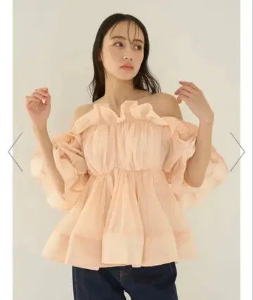 SNIDEL 볼륨 개더 프릴 튜닉