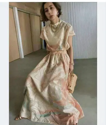 [새상품급] AMERI MEDI MANON SET UP DRESS