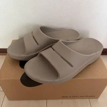 oofos 우포스 OOAHH NOMAD 리커버리 샌들 24cm
