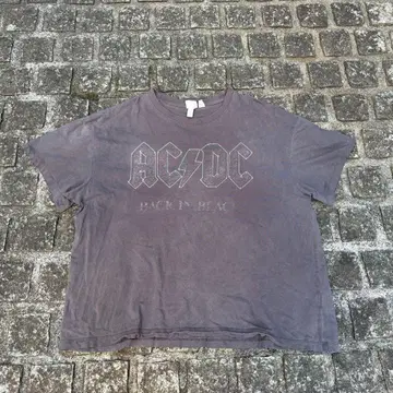 H&M 에이치앤엠 AC/DC 자수 T셔츠