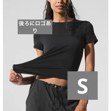 미사용 새상품 Alo Yoga 반팔 T셔츠 블랙 S