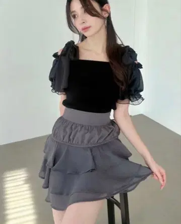 RESEXXY 프릴 미니 스커트