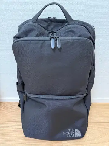 [ 새상품급 ] THE NORTH FACE 셔틀 데이팩 블랙