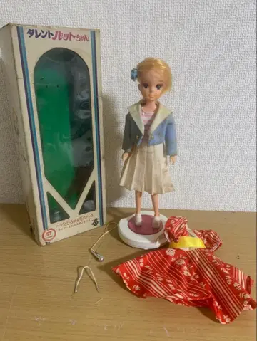 타카라 타렌토 팟짱 인형 본체 박스 포함 리카짱 마이크 등 포함