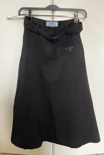 블랙 스커트 벨트 포함