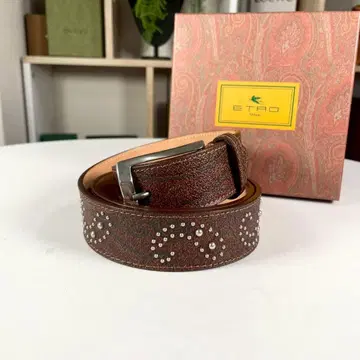 시착만 한 ETRO 페이즐리 스터드 가죽 벨트