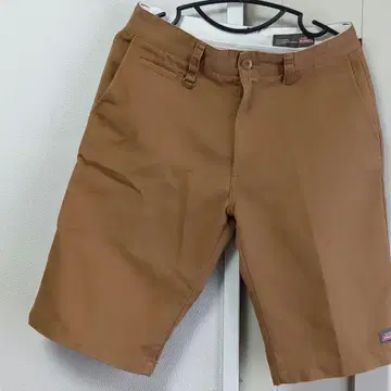 Dickies 디키즈 하프 팬츠 브라운 32인치