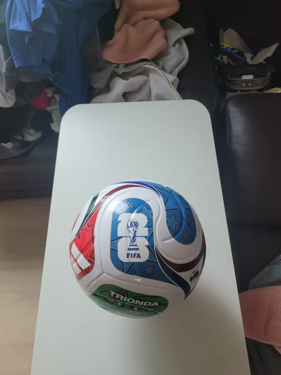 아디다스 트리온다 FIFA 축구공 세거