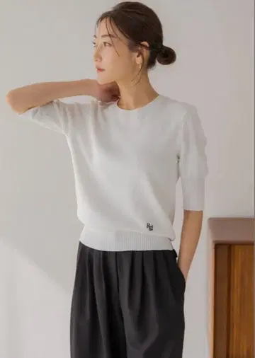 regleam 로고 반팔 니트 LOGO SHORT SLEEVE KNIT