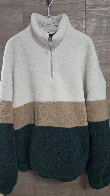 ZARA 보아 자켓 하프 지퍼 멀티 컬러