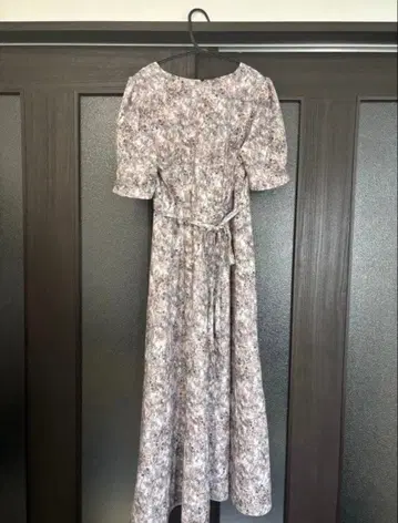 JUSGLITTY 꽃무늬 롱 원피스 아푸와이저 리셰