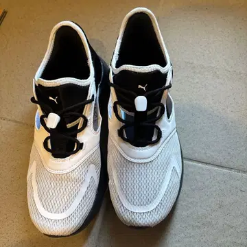 PUMA SOFTRIDE 스니커즈 24.5cm