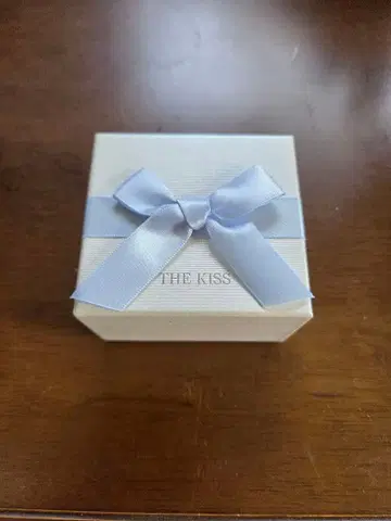 THE KISS 팔찌 2개 세트 커플 팔찌