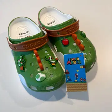 크록스 슈퍼 마리오 요시 24cm Jibbitz 7개 포함