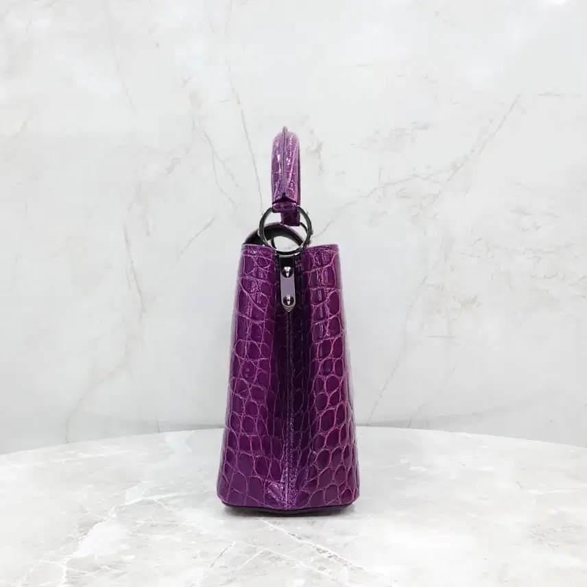 루이비통 LV 카퓌신 BB 퍼플 크로커다일 사진 7