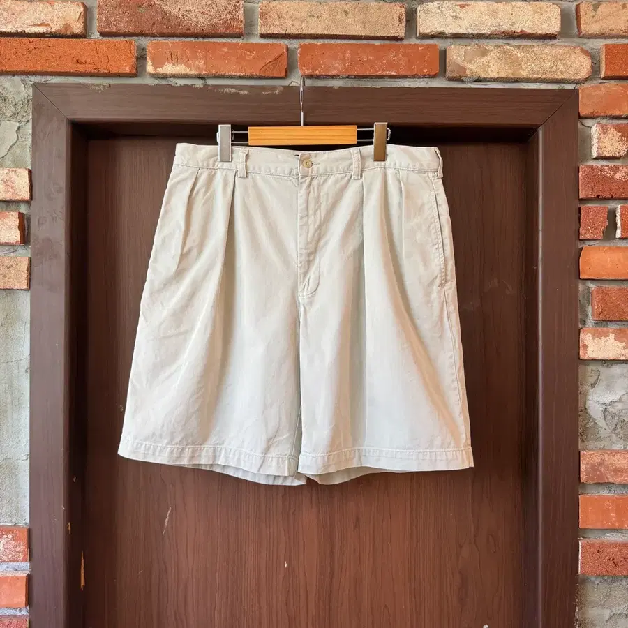 폴로 랄프로렌 투턱 치노 반바지(34)