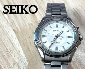 SEIKO 솔라 전파 손목시계 티타늄 화이트 다이얼 작동품 .