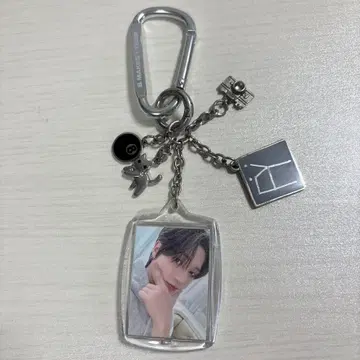 ATEEZ 우영 공식 키링