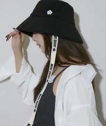 MARY QUANT 버킷햇