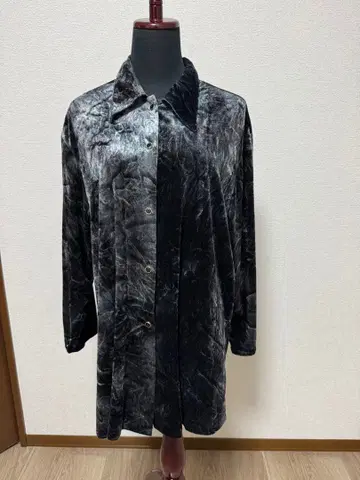 벨로아 느낌 테일러드 자켓 블랙 광택감