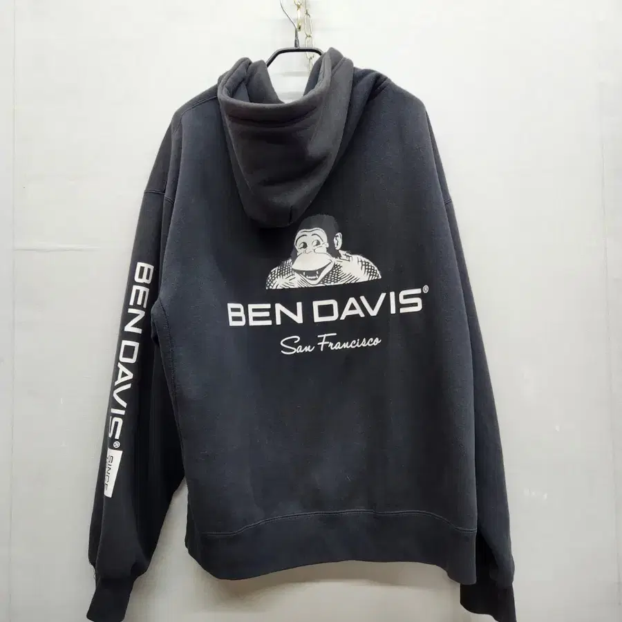 벤 데이비스 백 빅로고 프린팅 후드집업 XL(2XL)