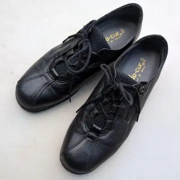 천연 가죽 스니커즈 23.5 cm 3E
