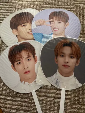 SEVENTEEN DK 도겸 부채 묶음 판매
