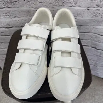 [ 새상품 ] ZARA 벨크로 스니커즈 화이트 43 ( F-6 )