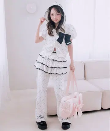 도트 무늬 스커트 포함 팬츠