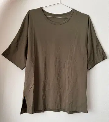 ISSEYMIYAKE MEN 티셔츠 카키