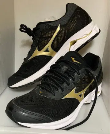 MIZUNO WAVE RIDER 스니커즈 블랙 골드