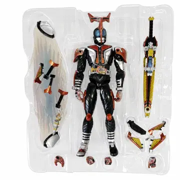 BANDAI S.H.Figuarts 가면라이더 카부토 하이퍼 폼