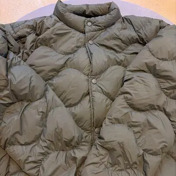UNIQLO 울트라 라이트 다운 자켓 올리브 XL