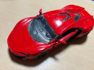 Jada Toys 와일드 스피드 라이칸 하이퍼스포츠