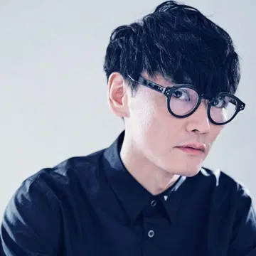 사카낙션 야마구치 이치로 착용 CUTLERANDGROSS