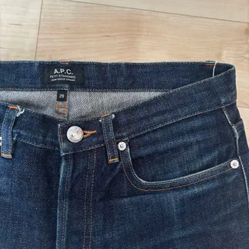 [ A.P.C petit standard 데님 ]