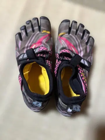 Vibram FiveFingers 5 발가락 신발