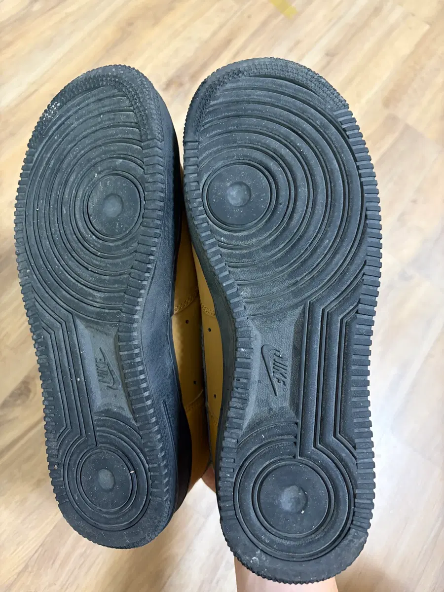 나이키에어포스 검된