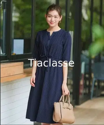 [ 새상품급 ] Tiaclasse 배색 키넥 스트라이프 원피스