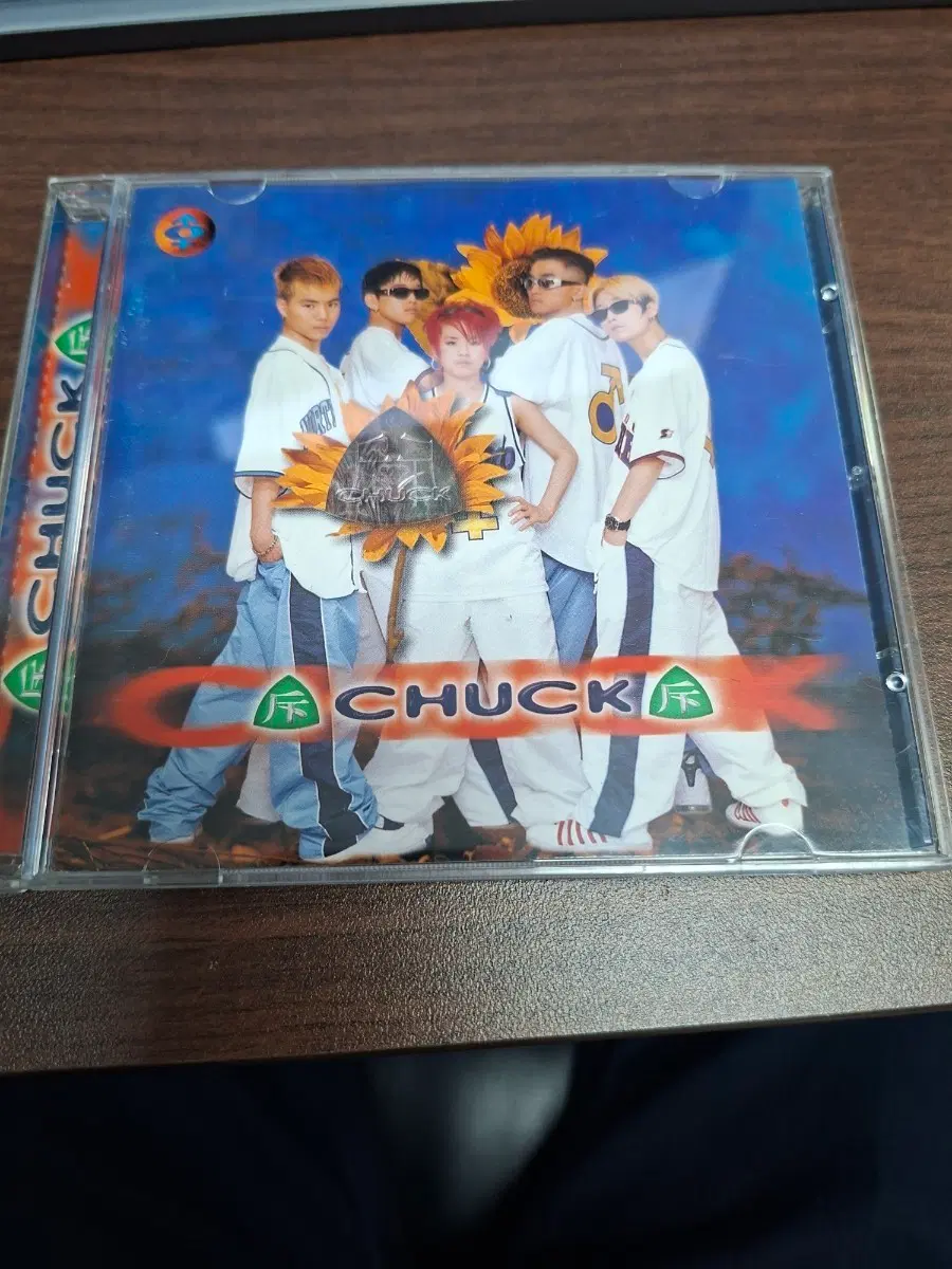 CHUCK 척 1집 CD