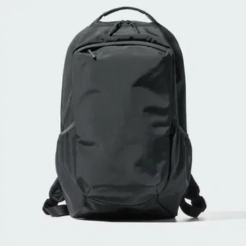 미사용 새상품 UNIQLO 유틸리티 백팩