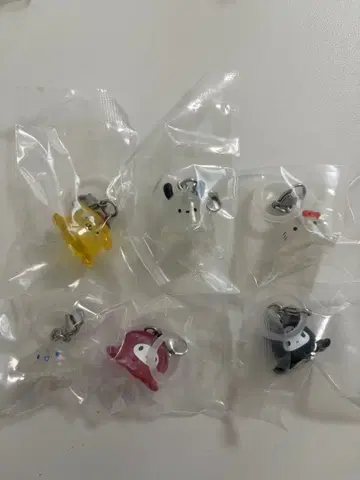 산리오 캐릭터즈 나리키리 멘다코 메지루시 액세서리 6종 컴플리트