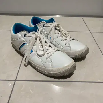 Admiral 스니커즈 화이트 x 색스 블루