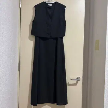 UNITED ARROWS 슬리브리스 롱 원피스