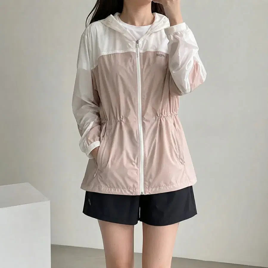[90]네파 초경량 바람막이