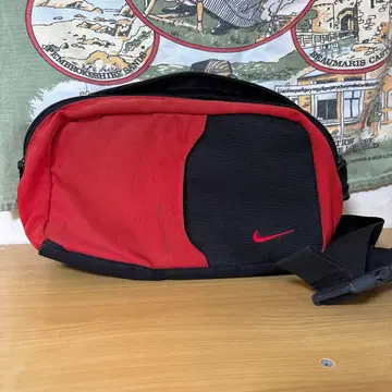 90s NIKE 바디백 웨스트 파우치 레드 블랙