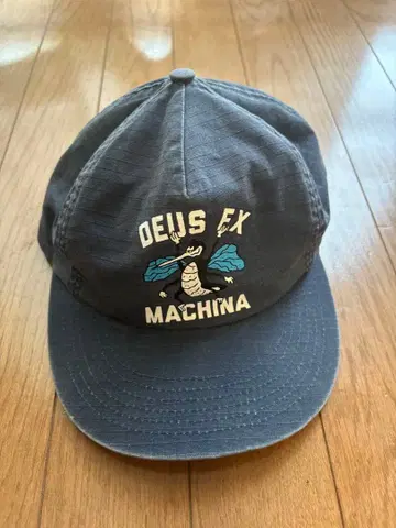 Deus Ex Machina 캡 모자