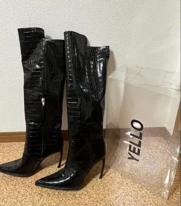 YELLO 가죽 패턴 롱 부츠 박스 포함 가격 인하!!