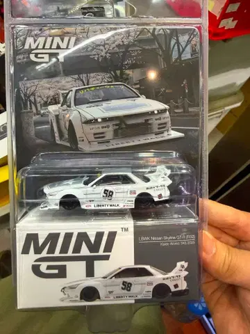 MINIGT 1/64 닛산 GTR R32 LBWK TAS 2025